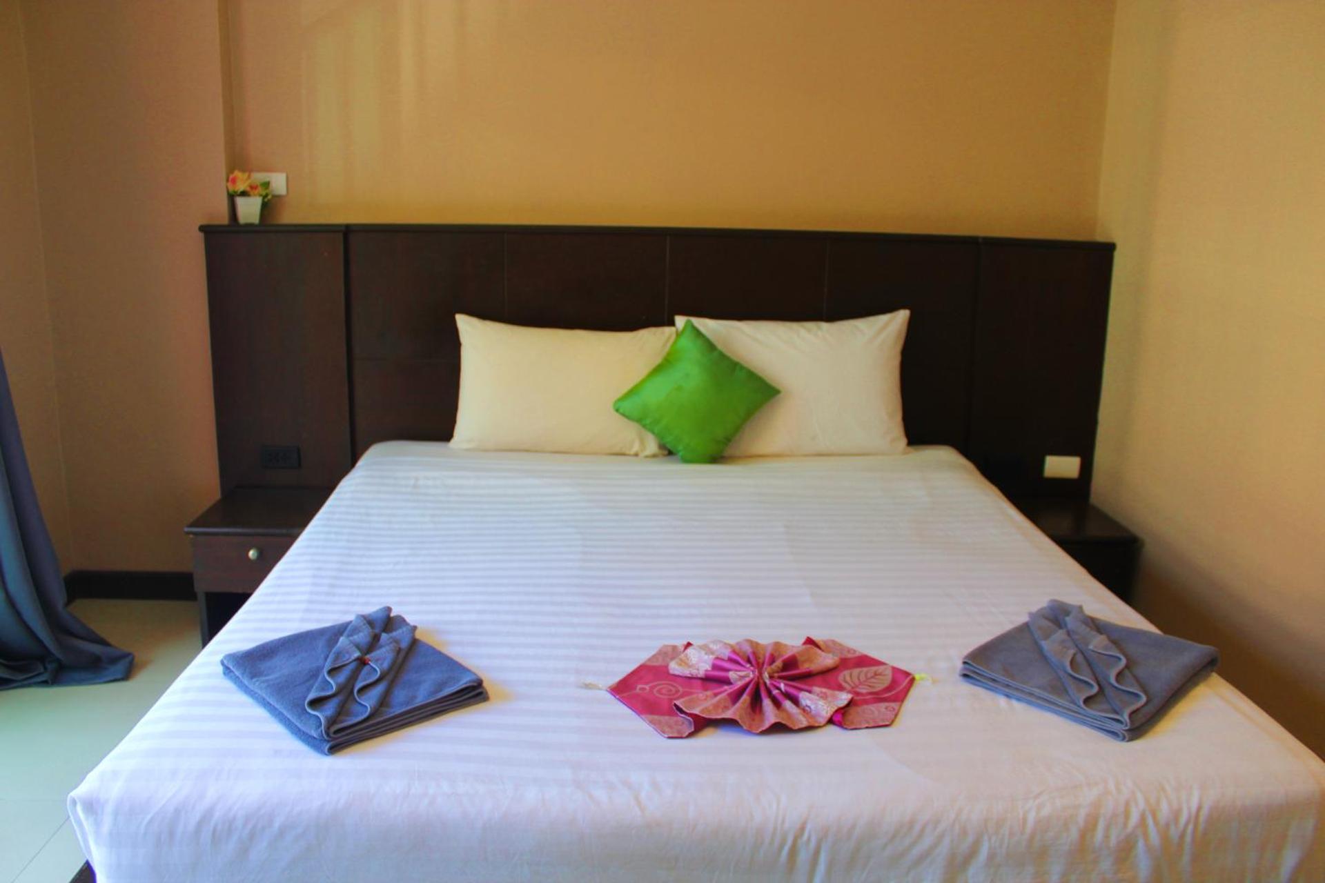 Hollywood Inn Hotel Patong Exteriér fotografie