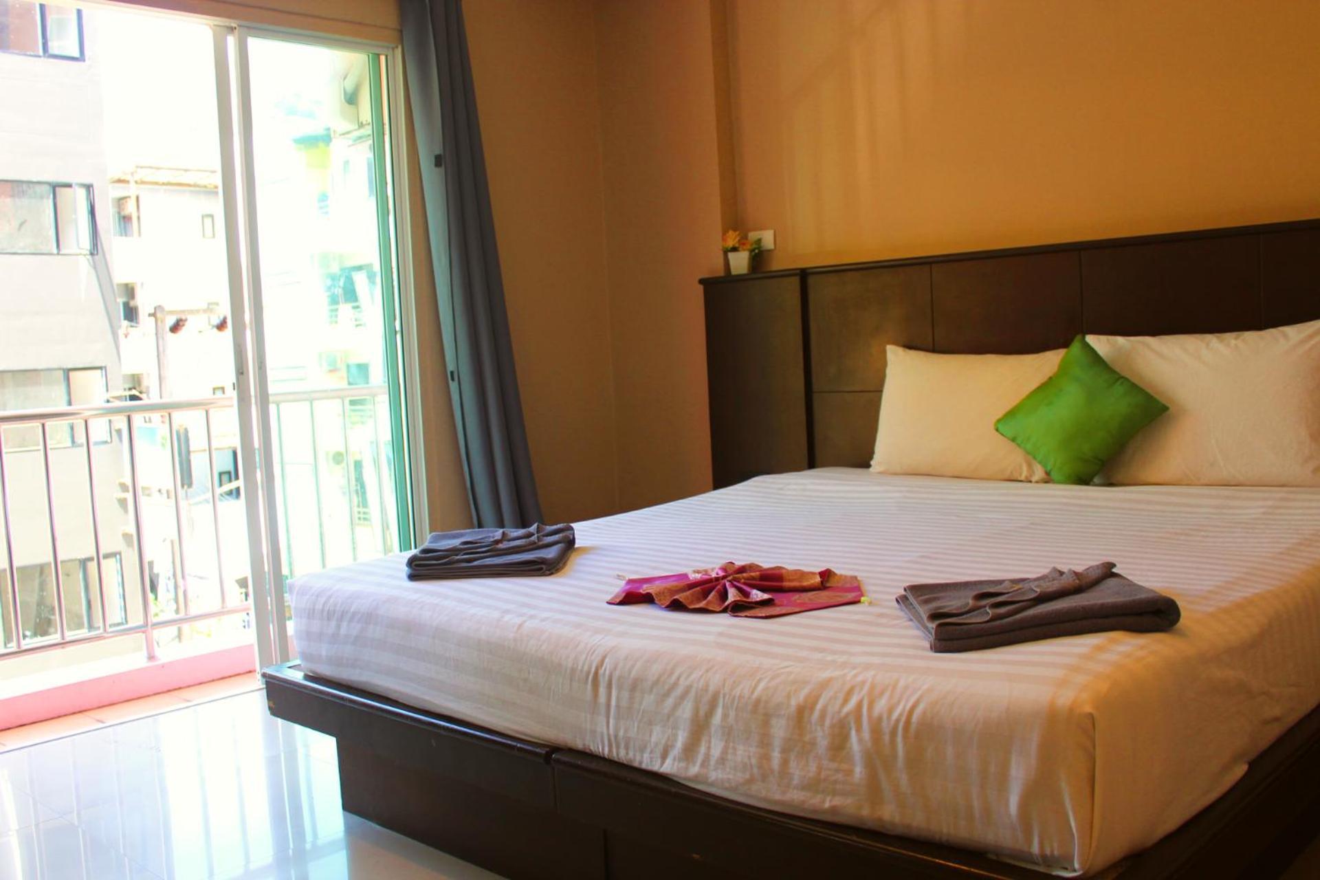 Hollywood Inn Hotel Patong Exteriér fotografie